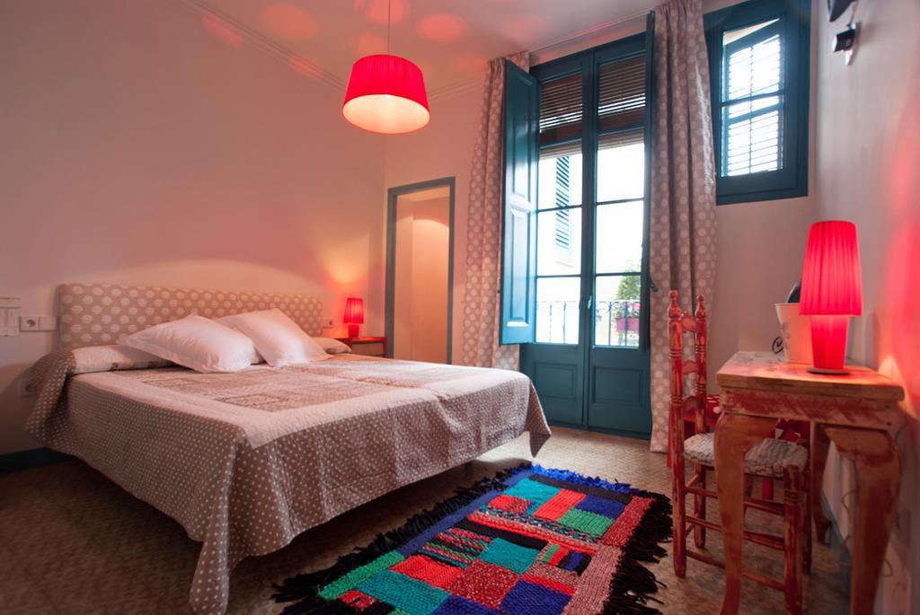 Hotel Hostal Chic Sant Feliu de Guíxols Bilik gambar