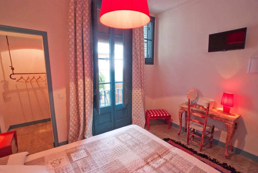 Hotel Hostal Chic Sant Feliu de Guíxols Bilik gambar