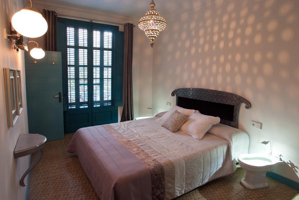 Hotel Hostal Chic Sant Feliu de Guíxols Bilik gambar